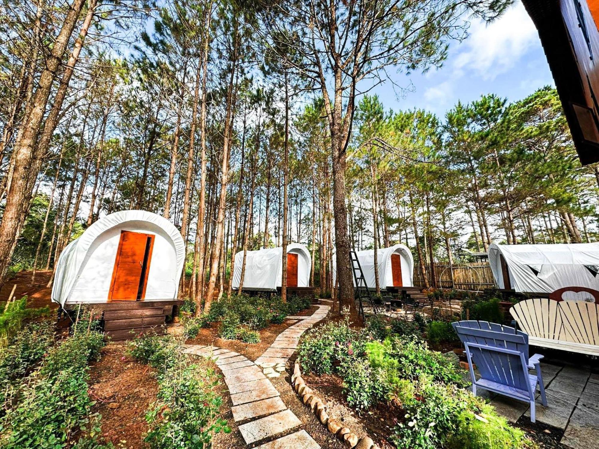 De Vivre Homestay Mang Den Kon Von Kla エクステリア 写真