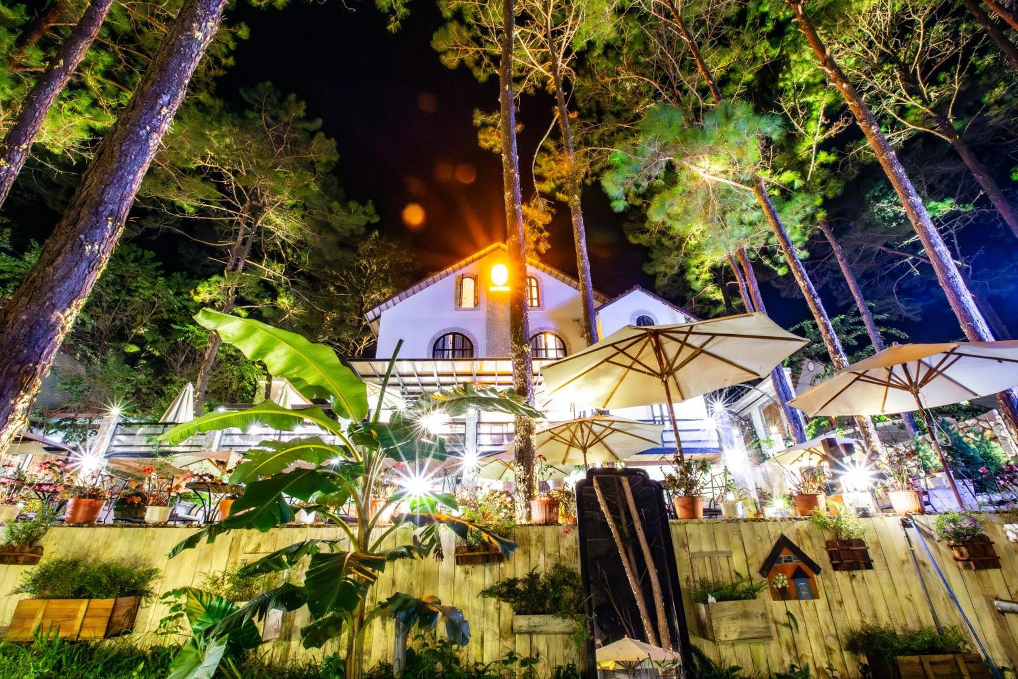 De Vivre Homestay Mang Den Kon Von Kla エクステリア 写真